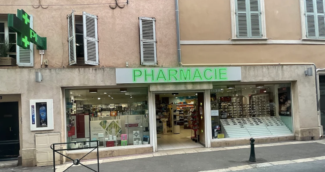 Pharmacie Mouton by Nexum